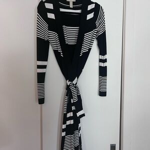 Banana Republic Black and White Tie Front Sheath Dress